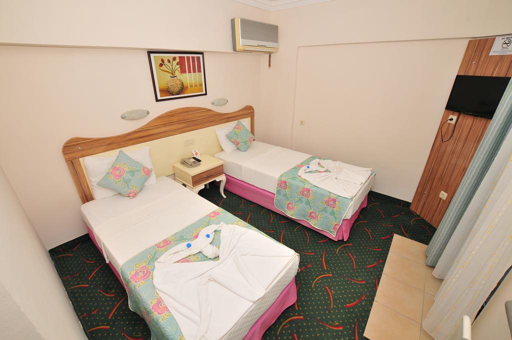 Hotel Pelin Фетхие Экстерьер фото